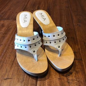 Mia Sandals